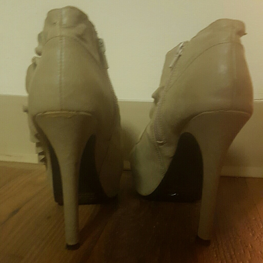Booties - Picture 3 of 3